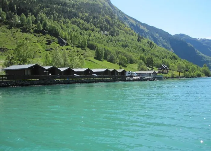 Nesheim Hytter & Camping